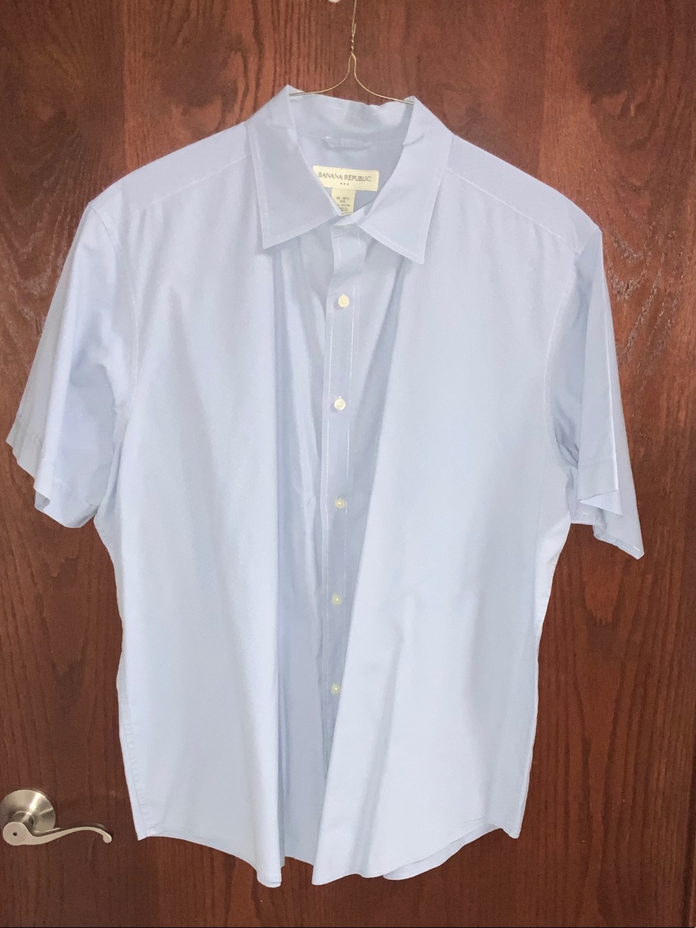 Banana Republic Light Blue-Gray Short Sleeve Button-Down Shirt